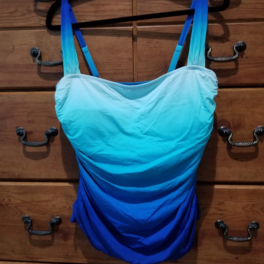 LaBlanca ombre tankini top